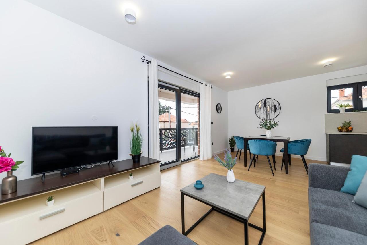Apartment Marianne , Parking Free , 2 Bedroom & 2 Bathroom , Modern & Cozy Задар Екстериор снимка