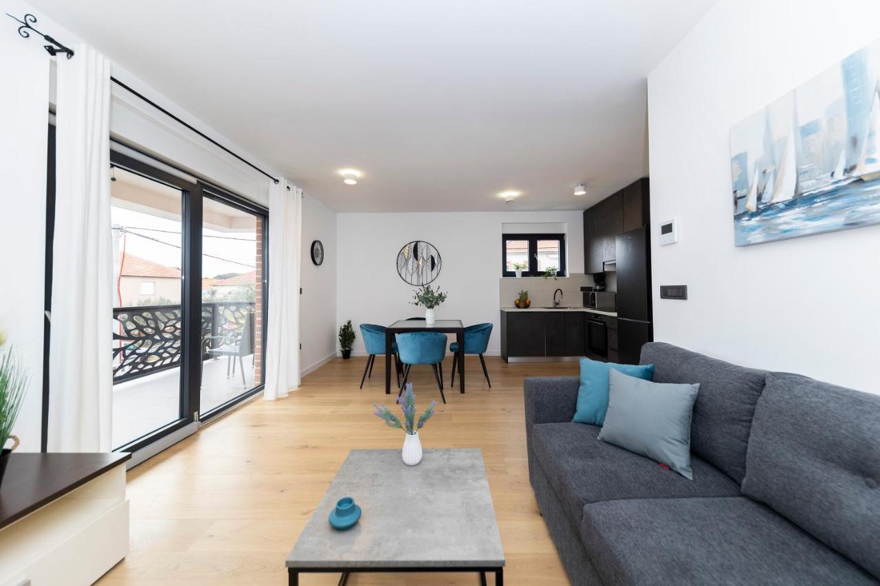 Apartment Marianne , Parking Free , 2 Bedroom & 2 Bathroom , Modern & Cozy Задар Екстериор снимка